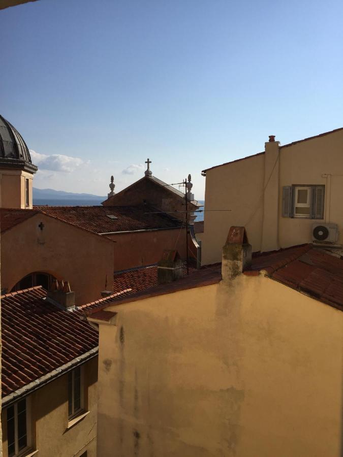Апартаменты Chez Andrea, Centre Historique Ajaccio Аяччо Экстерьер фото